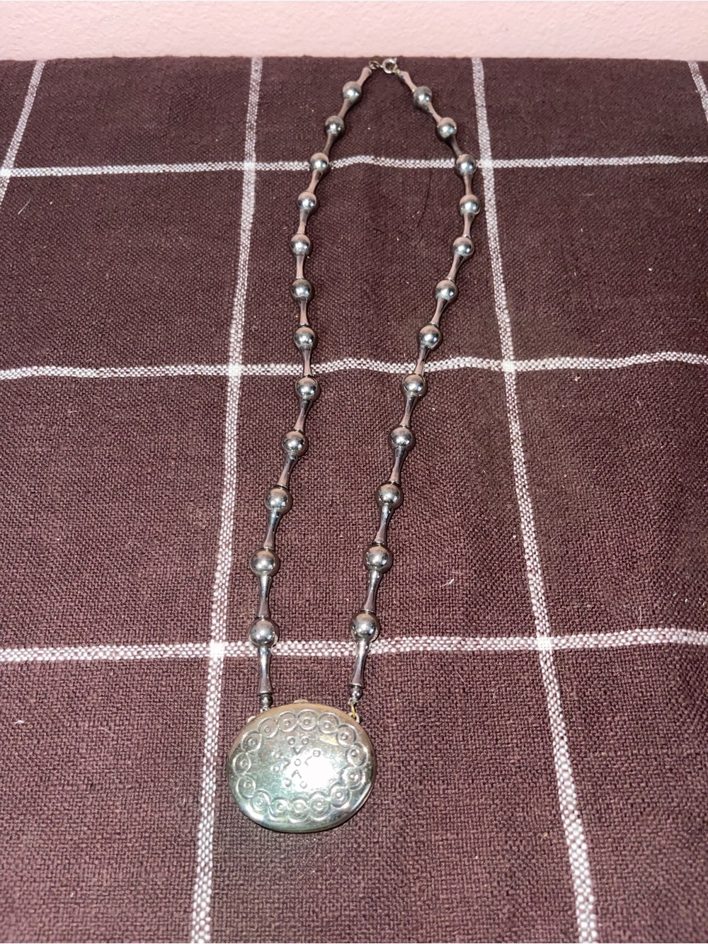 Vtg Estee Lauder 1973 Moonsilver Perfume Locket Pendant Necklace Collectible